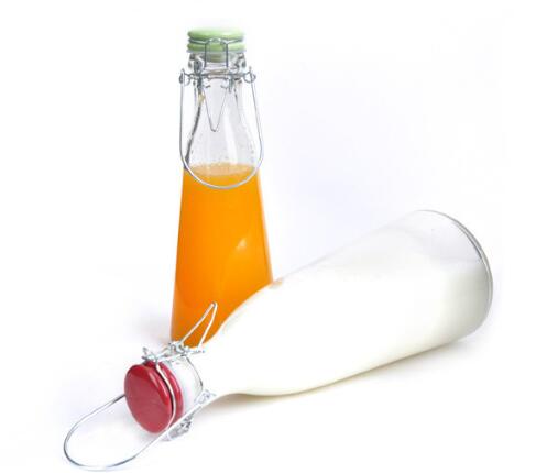 Glass bottle 